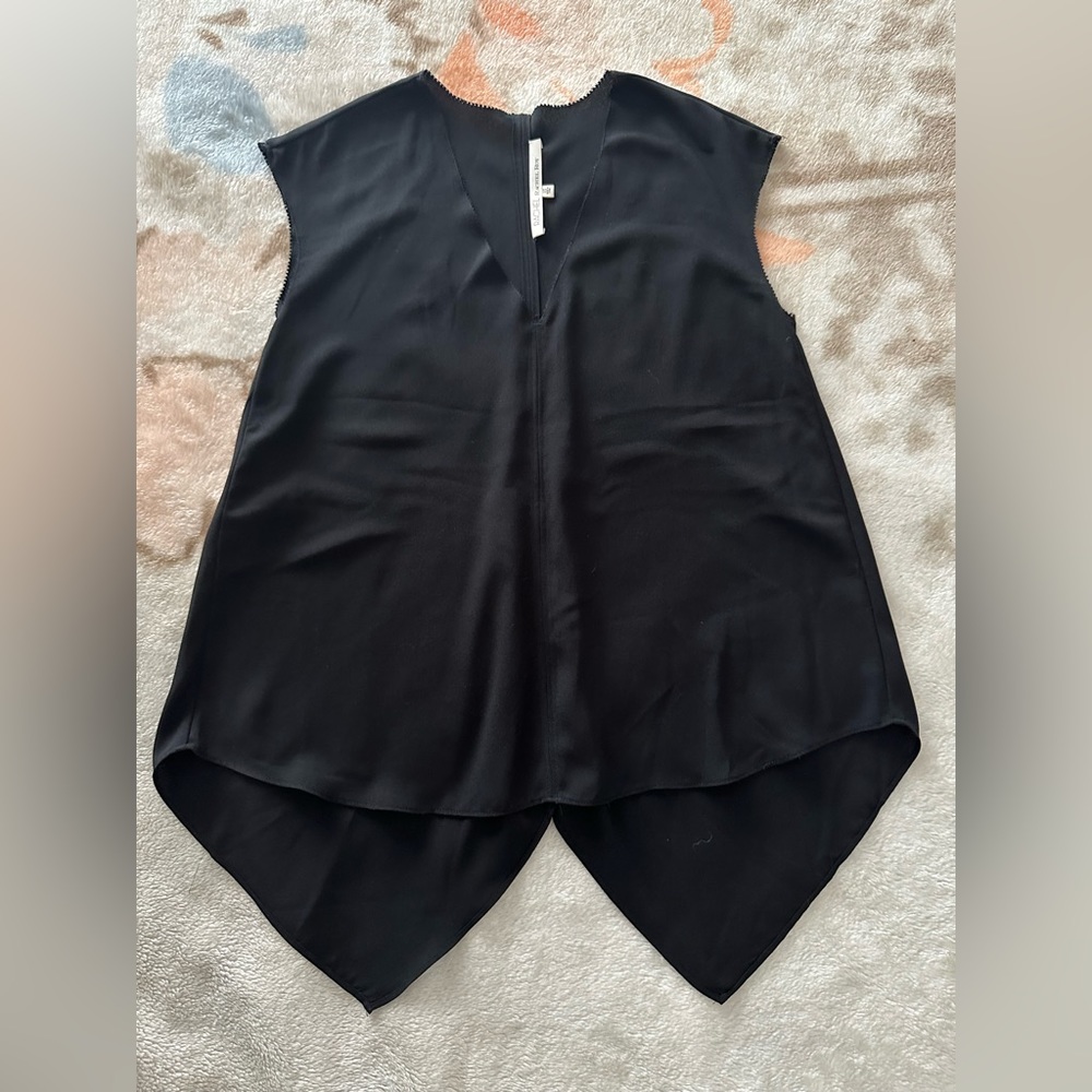 Women’s Rachel Roy Sleeveless Blouse (size XS)